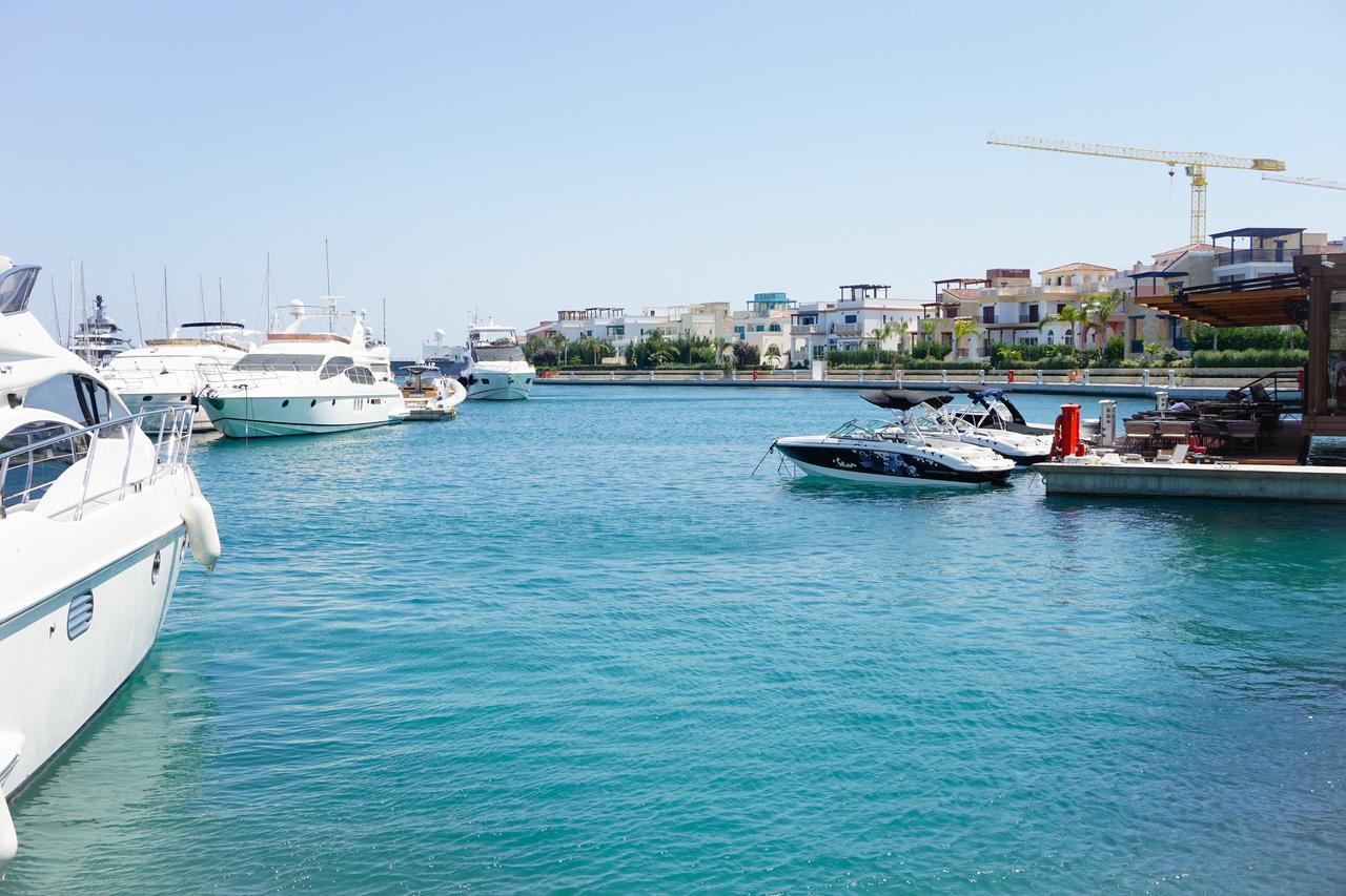 Limassol Marina Nereids D22 By Ezoria Villas Eksteriør billede